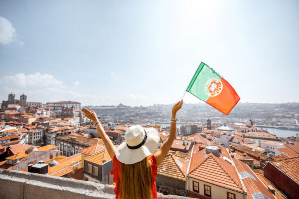 10 năm hưởng lợi ích thuế cho cư dân cư trú không thường xuyên ở Bồ Đào Nha