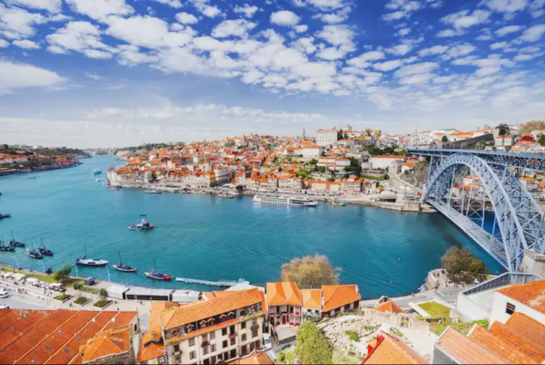 Khi nào cần gia hạn giấy phép cư trú Bồ Đào Nha và quy trình?