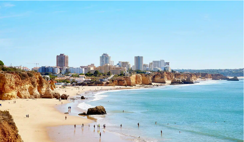 Nhà đầu tư nước ngoài ngày càng thích mua bất động sản nghỉ dưỡng Bồ Đào Nha