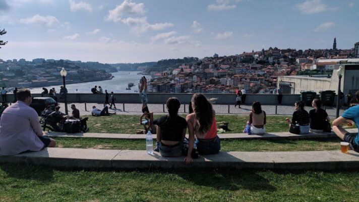 Lisbon và Porto, Bồ Đào Nha: Thành phố nào thân thiện hơn?