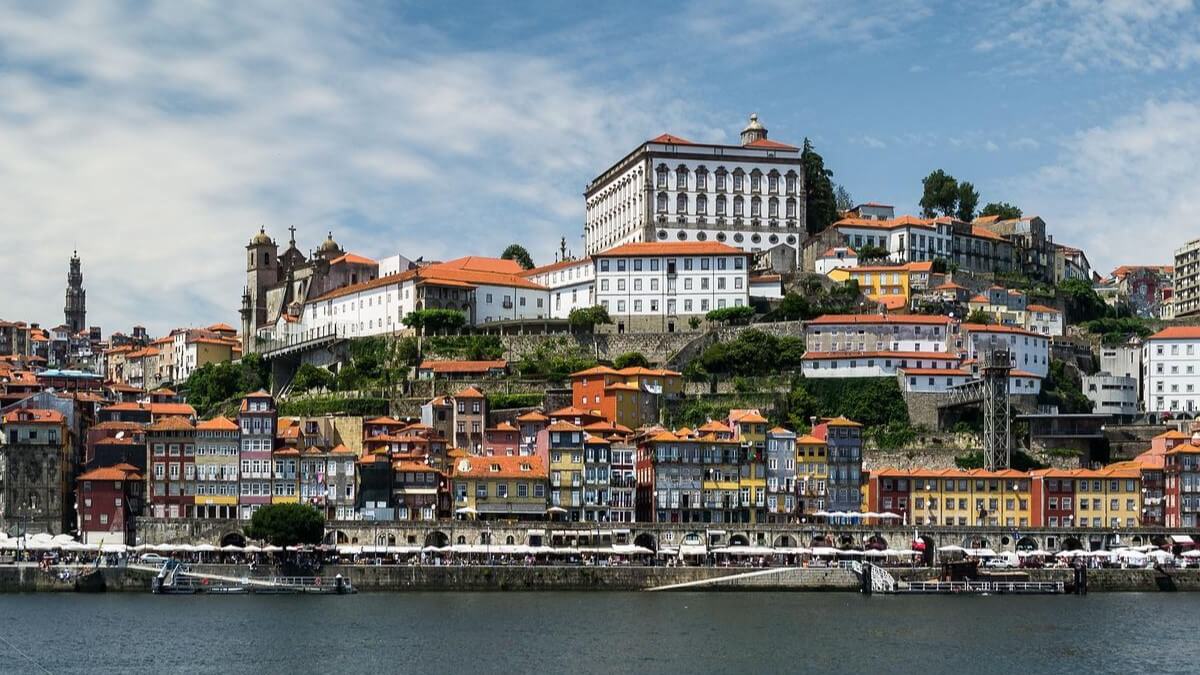 Bồ Đào Nha là một trong những điểm đến được người nước ngoài tìm kiếm nhiều nhất